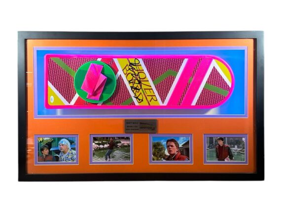 CUADRO CON PATINETA Michael J. Fox (JSA)