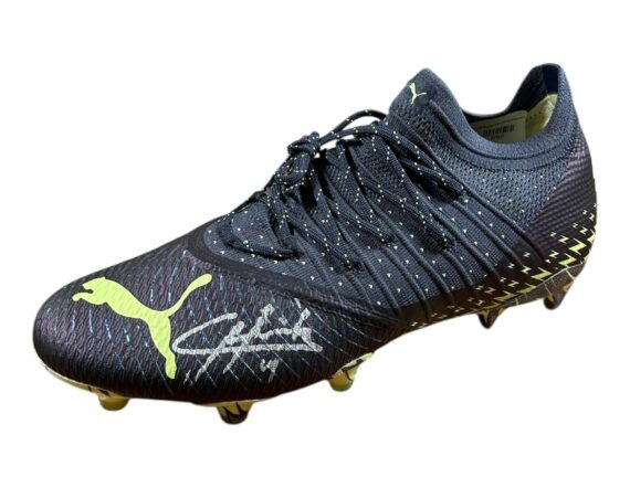 TENNIS Javier "Chicharito" Hernández Puma "Game used" (JSA)