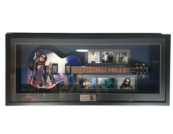 CUADRO CON GUITARRA Lenny Kravitz  (AutographCOA)
