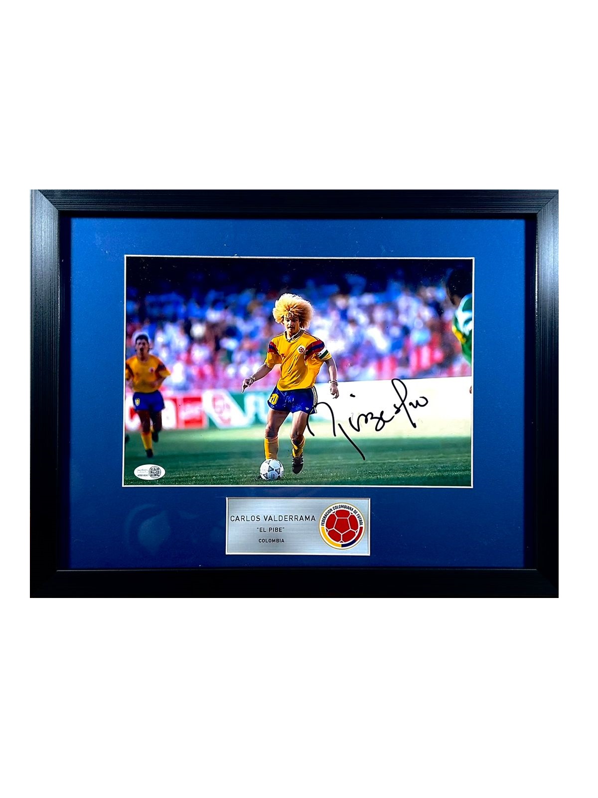 CUADRO CON FOTO Carlos "Pibe" Valderrama (JSA)
