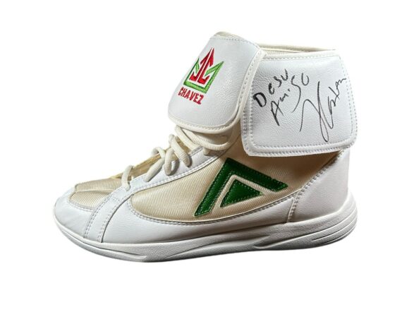 ACRÍLICO BOTA izquierda Julio César Chávez (Beckett)