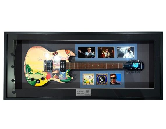 CUADRO CON GUITARRA Elton John 39" (ACOA)