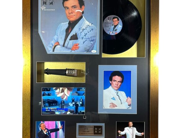 CUADRTO CON VINIL CON PANTALLA José José (JSA)