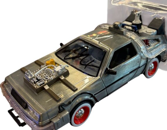 DELOREAN Michel J. Fox (JSA)