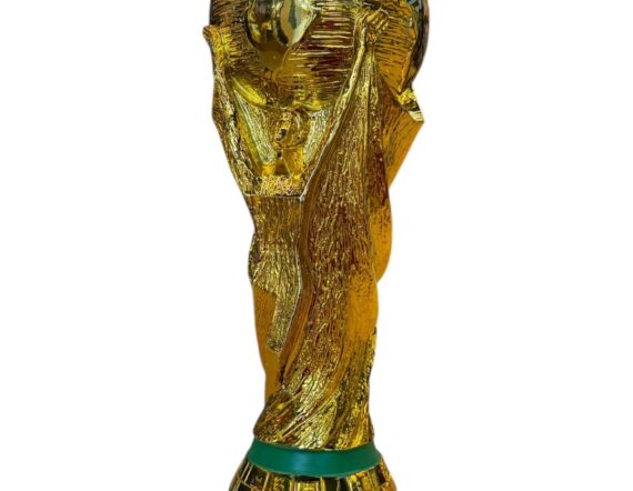 ACRILICO CON COPA Andrea Pirlo, David Trezeguet, Mario Kempes, Iker Casillas y Xavi Hernandez (JSA)