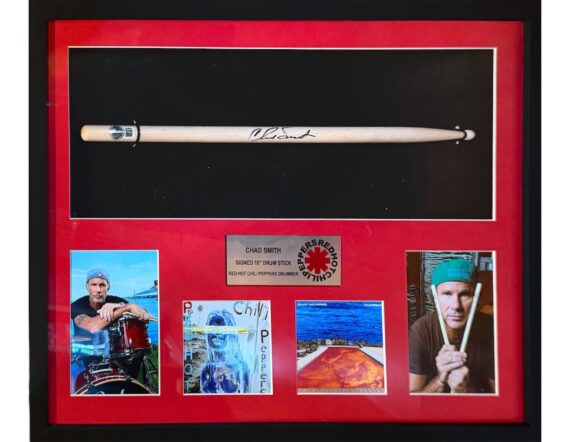 CUADRO CON BAQUETA Chad Smith Signed 16" Drum Stick (Beckett)