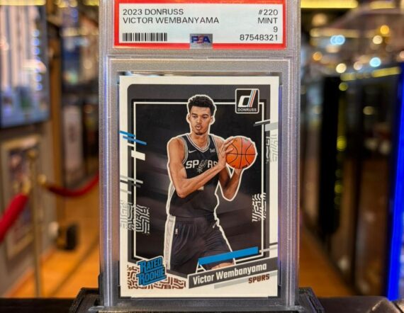 CARTA 2023 Panini Donruss #220 - VICTOR WEMBANYAMA - Spurs Rookie PSA 9 GEM MINT