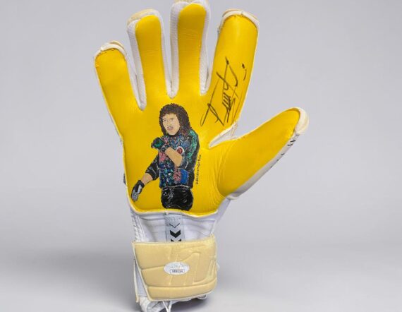 GUANTE Rene Higuita (JSA) Pintado a mano by Diana Lechuga